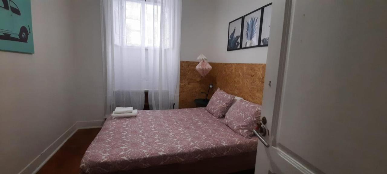 Sunny Terrace Apt, Close To Downtown! 2 Bedroom Flat Лісабон Екстер'єр фото